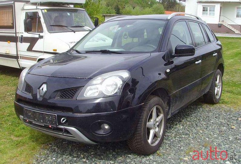 2010' Renault Koleos photo #1