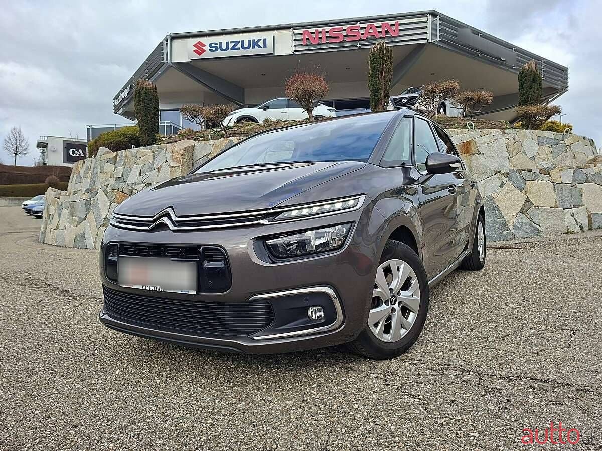 2017' Citroen C4 Picasso photo #1