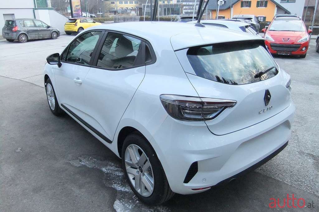 2024' Renault Clio photo #4