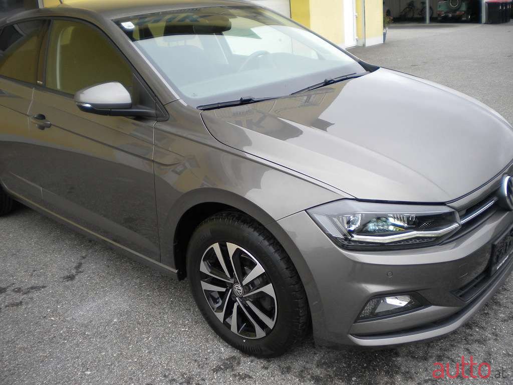 2020' Volkswagen Polo photo #4