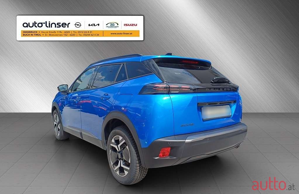2024' Peugeot 2008 photo #3