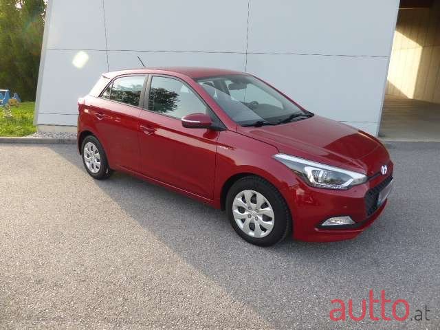 2015' Hyundai i20 photo #4
