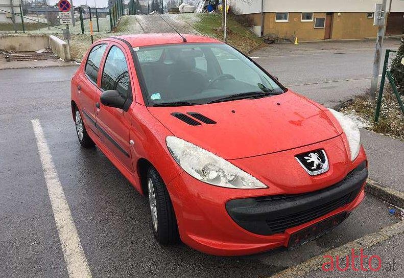 2010' Peugeot 206 photo #1