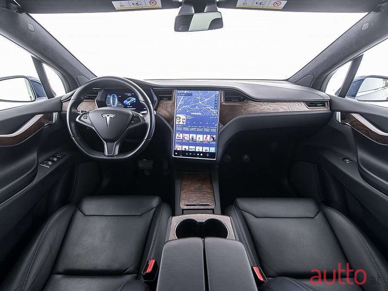 2018' Tesla Model X photo #5