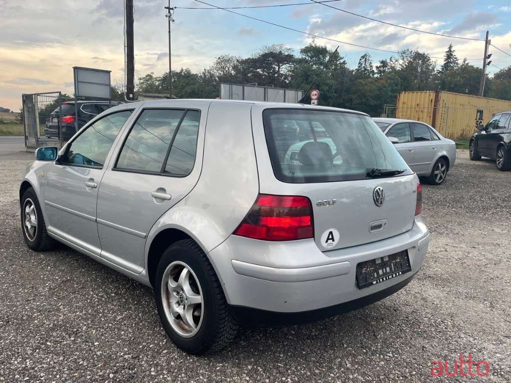 2000' Volkswagen Golf photo #3