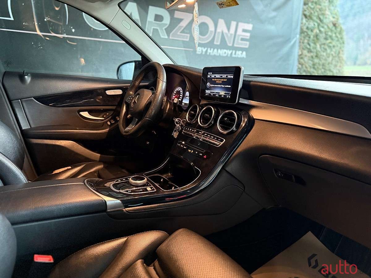 2017' Mercedes-Benz Glc-Klasse photo #6