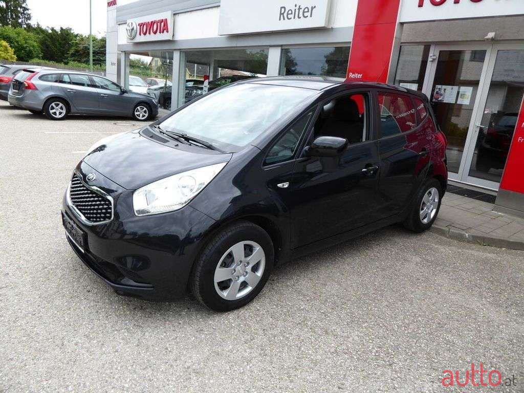 2015' Kia Venga photo #2