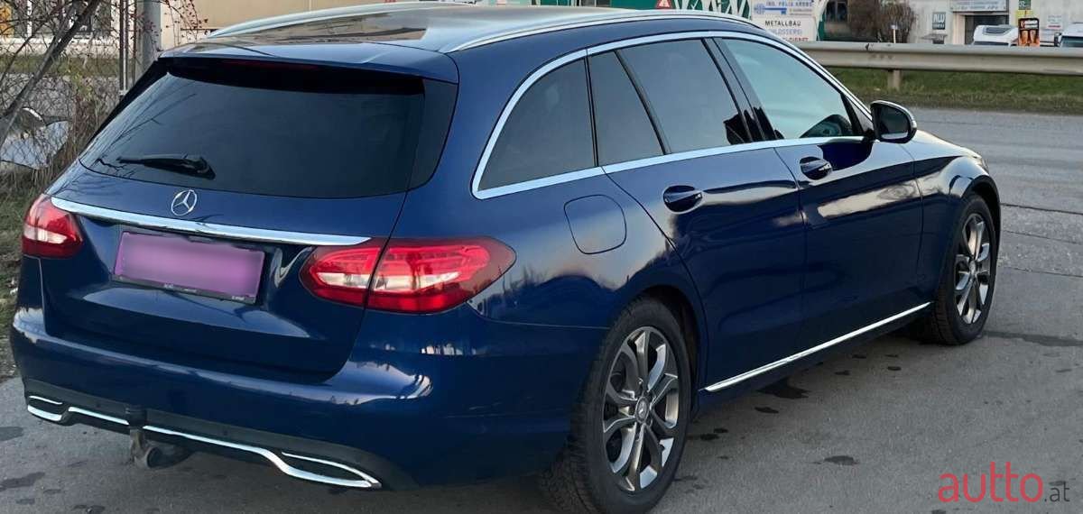 2015' Mercedes-Benz C-Klasse photo #4