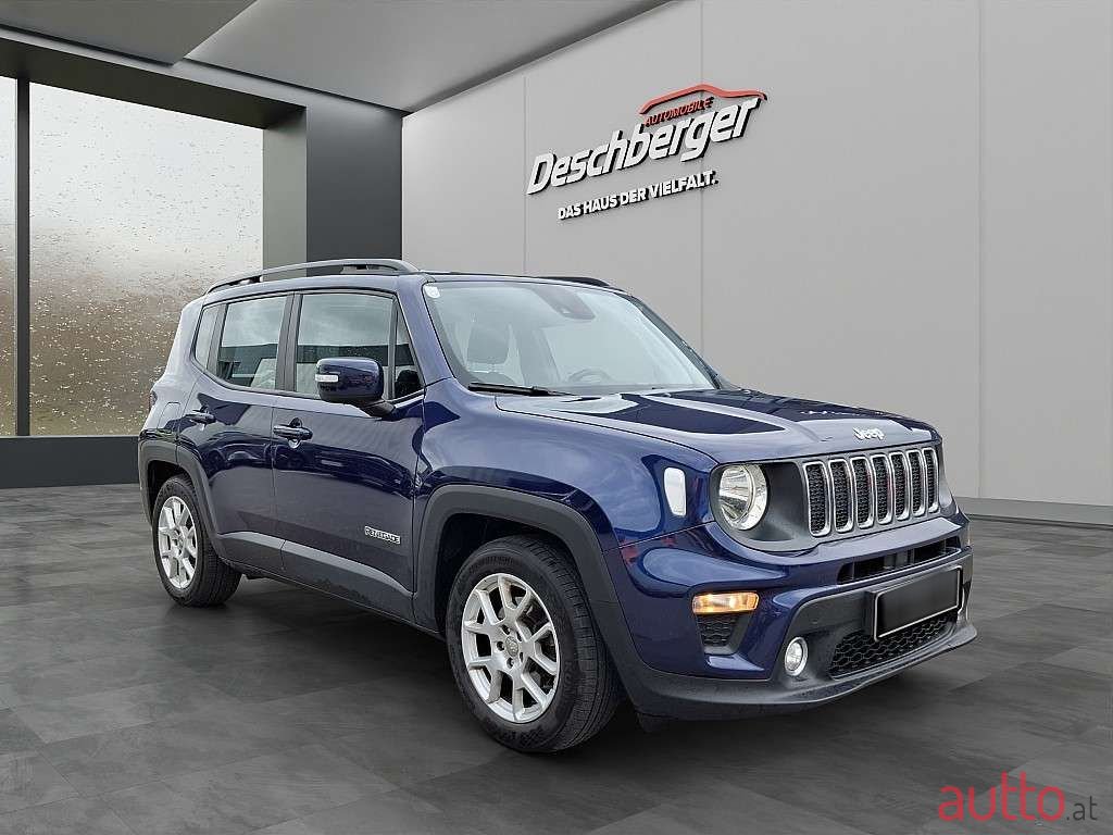 2019' Jeep Renegade photo #2