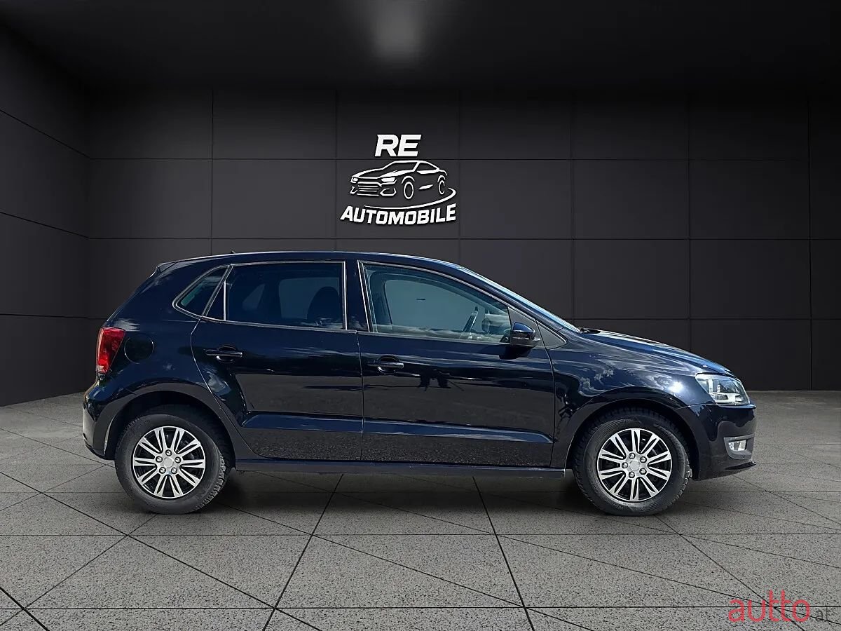 2013' Volkswagen Polo photo #4
