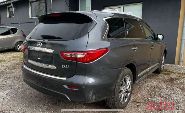 2013' Infiniti JX35 photo #4