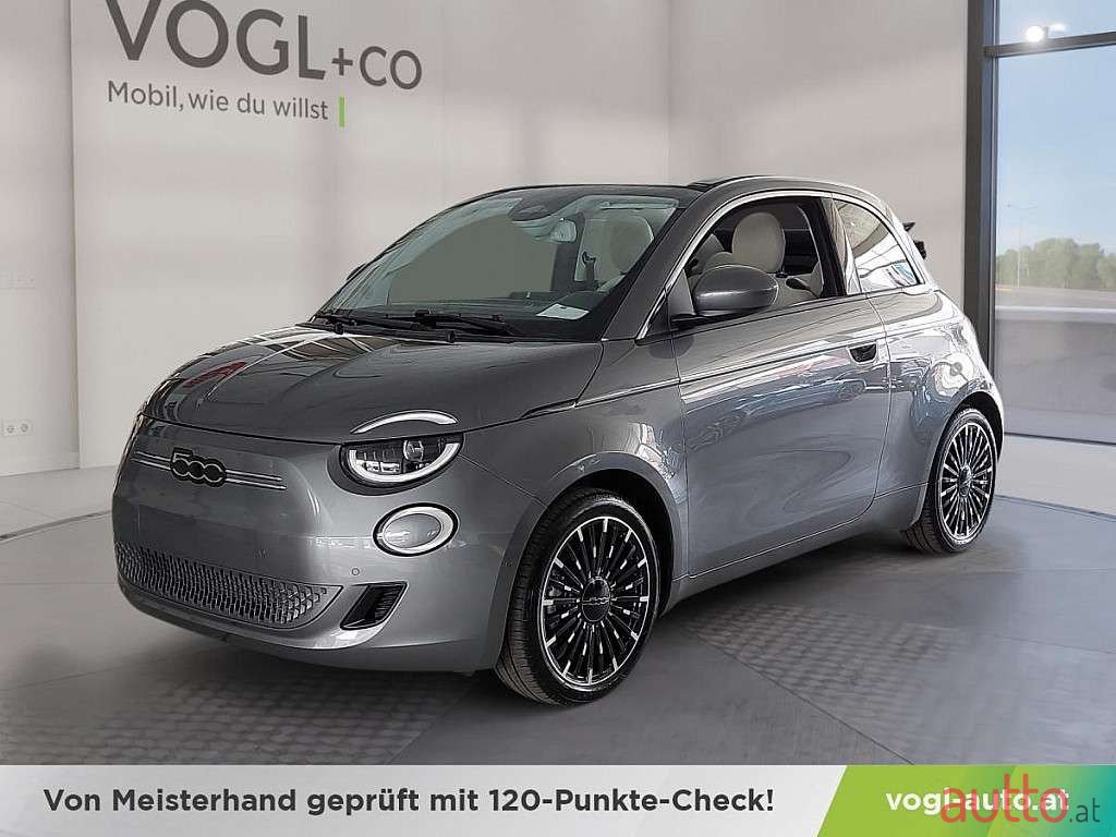 2023' Fiat 500C photo #1