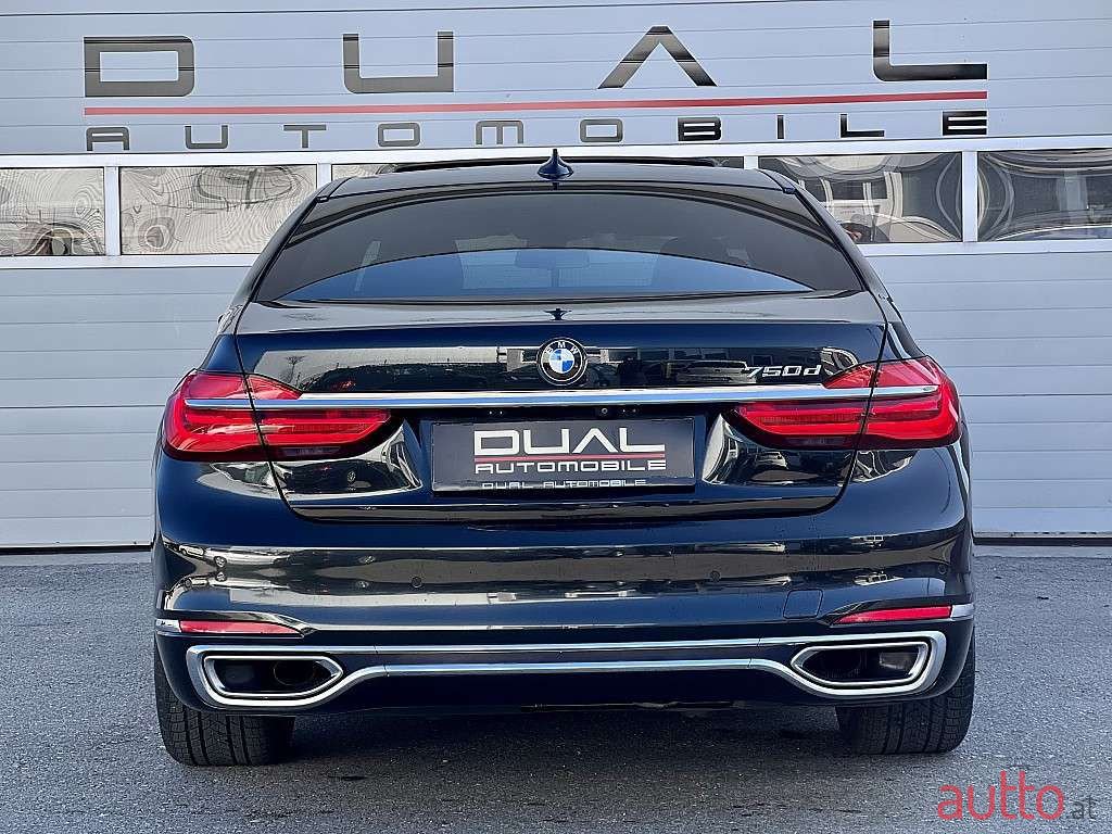 2017' BMW 7Er-Reihe photo #6