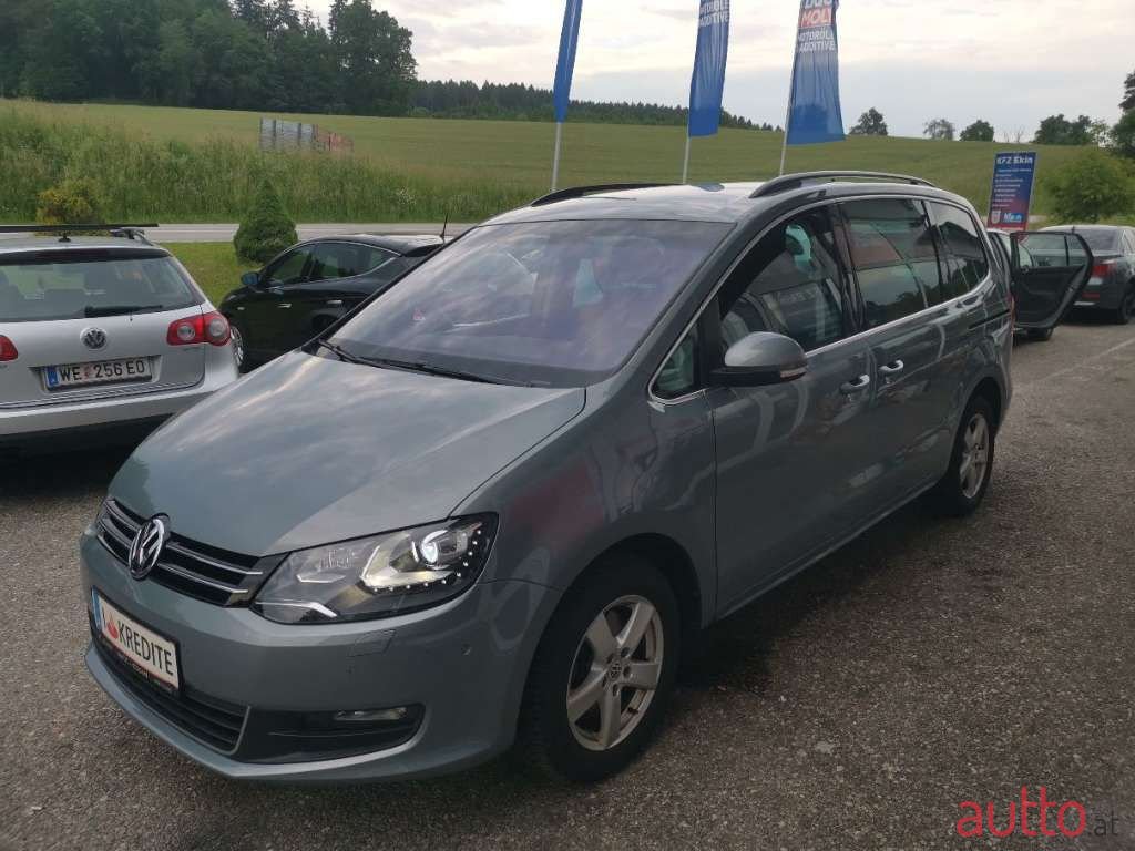 2013' Volkswagen Sharan photo #5