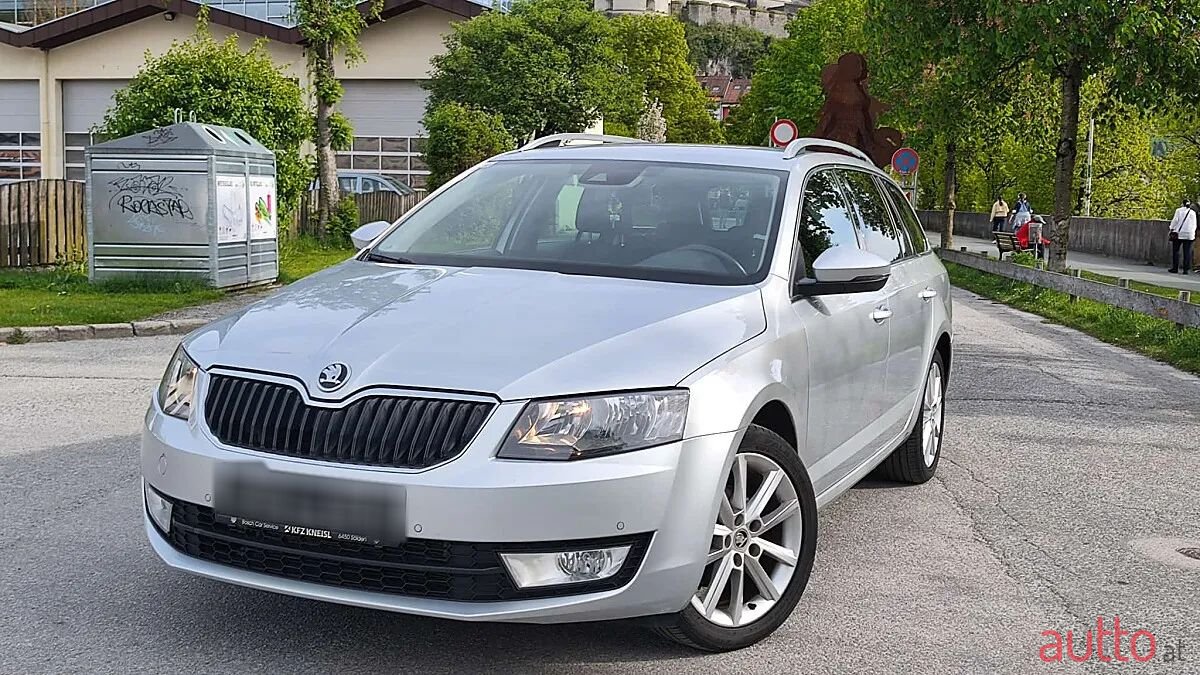 2015' Skoda Octavia photo #2