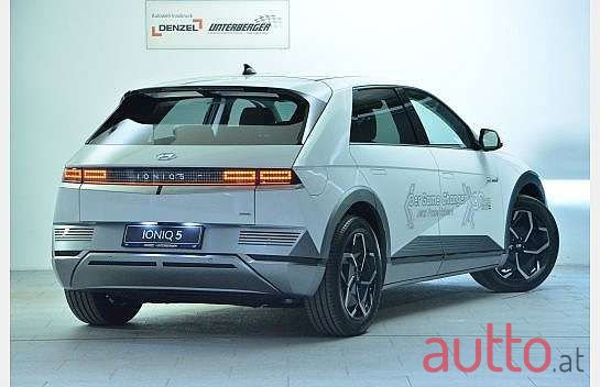 2022' Hyundai Ioniq 5 photo #3