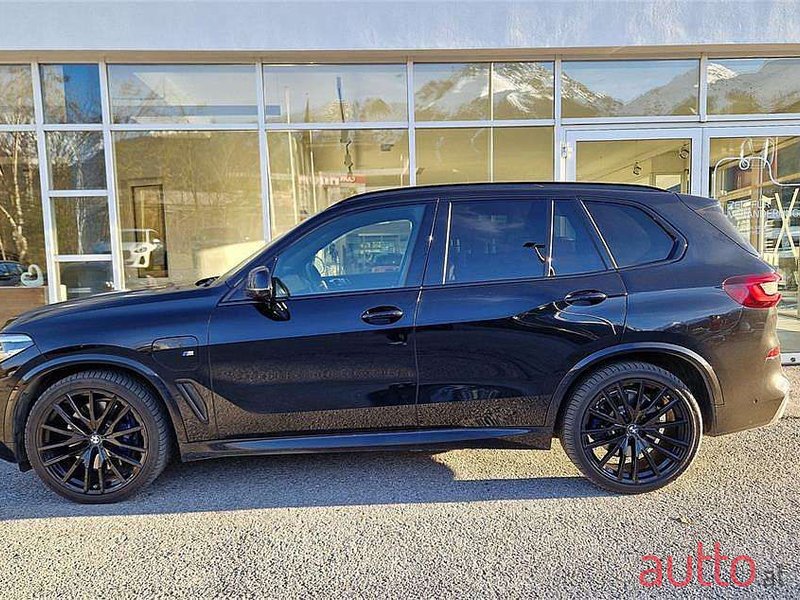 2020' BMW X5 photo #2