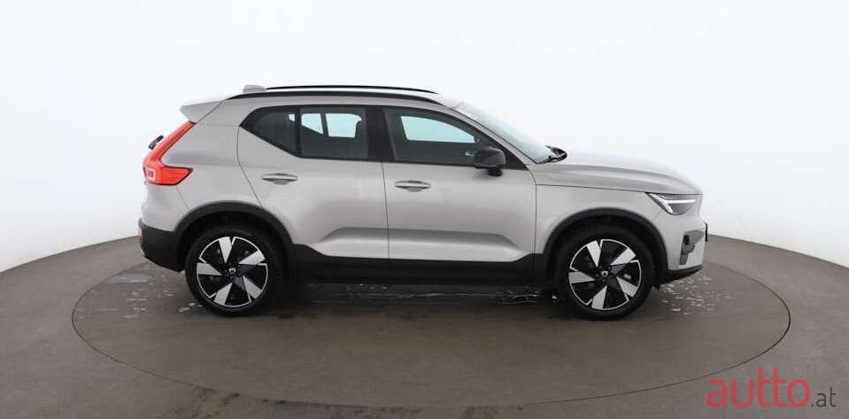 2024' Volvo XC40 photo #3
