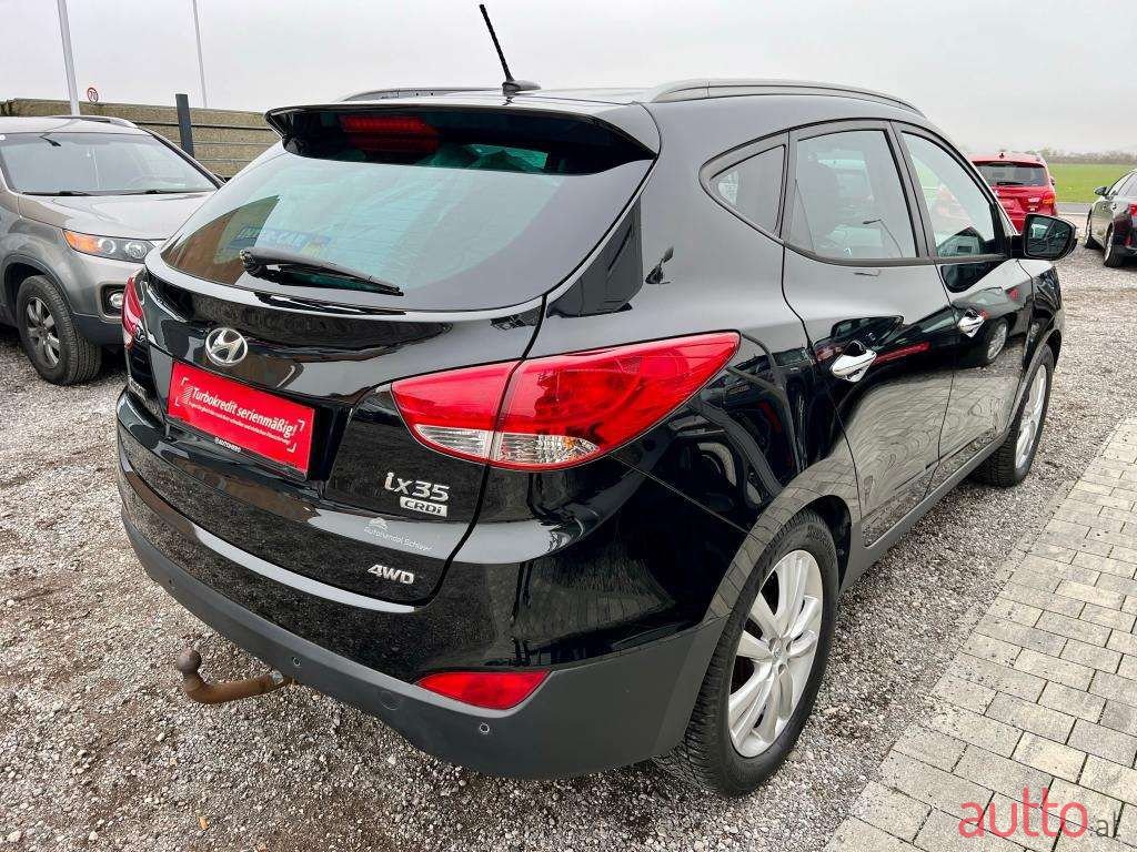2011' Hyundai ix35 photo #4
