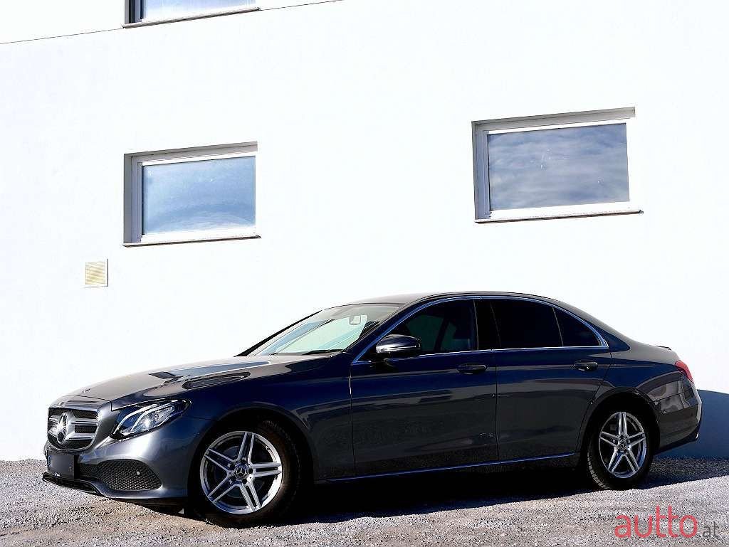 2017' Mercedes-Benz E-Klasse photo #3