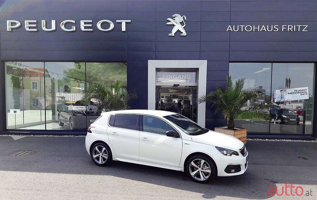 2017' Peugeot 308 photo #2