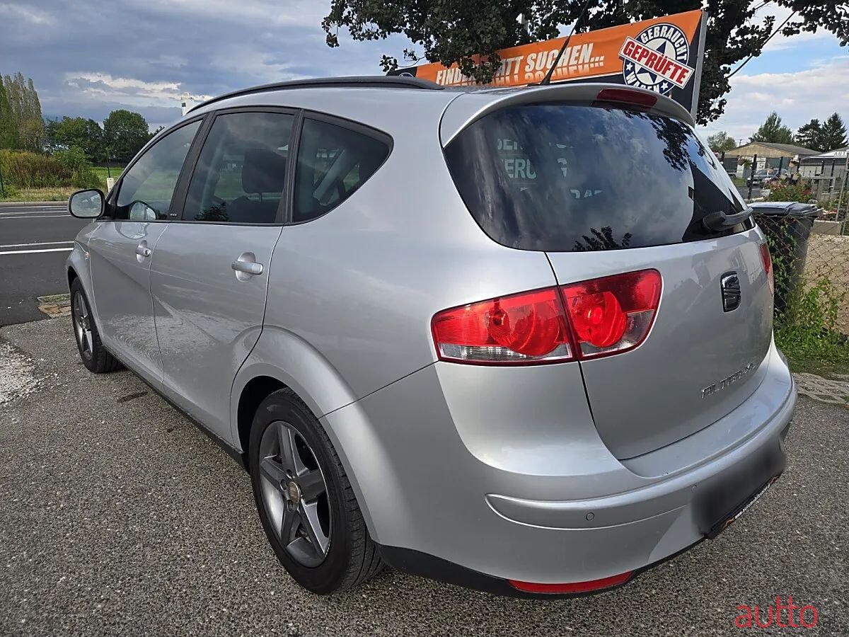 2014' SEAT Altea XL photo #5