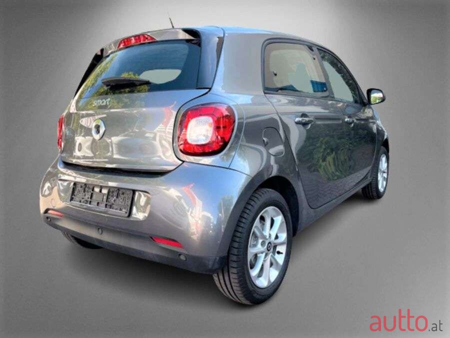 2019' Smart Forfour photo #3