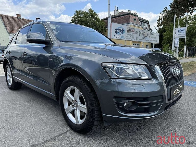 2011' Audi Q5 photo #4