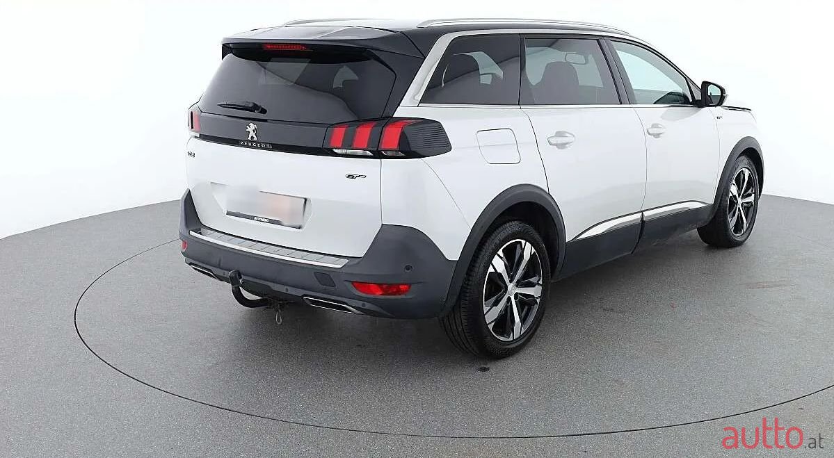 2018' Peugeot 5008 photo #5
