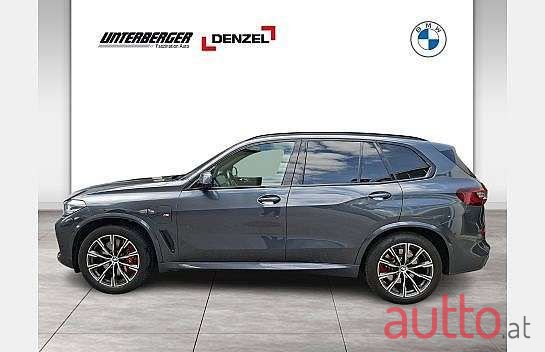 2021' BMW X5 photo #3