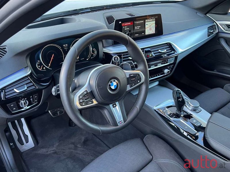 2017' BMW 5Er-Reihe photo #6