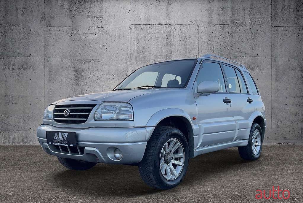 2003' Suzuki Vitara photo #2