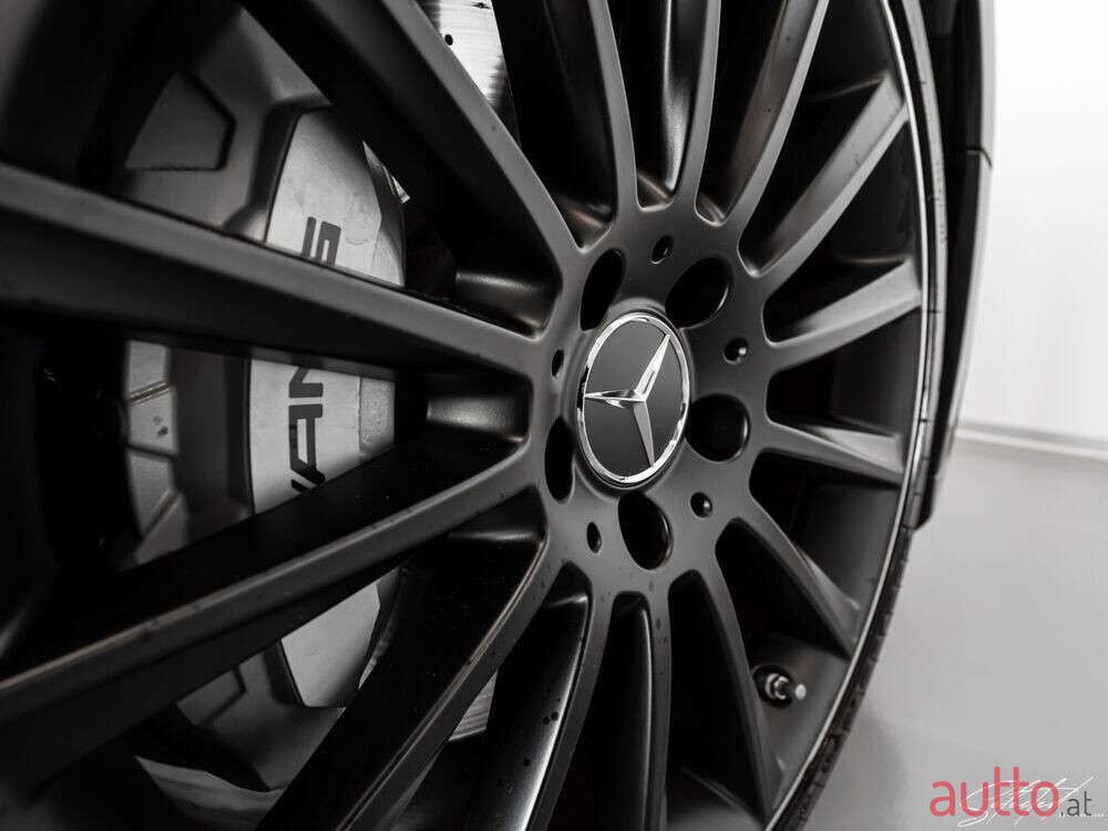 2021' Mercedes-Benz C-Klasse photo #3