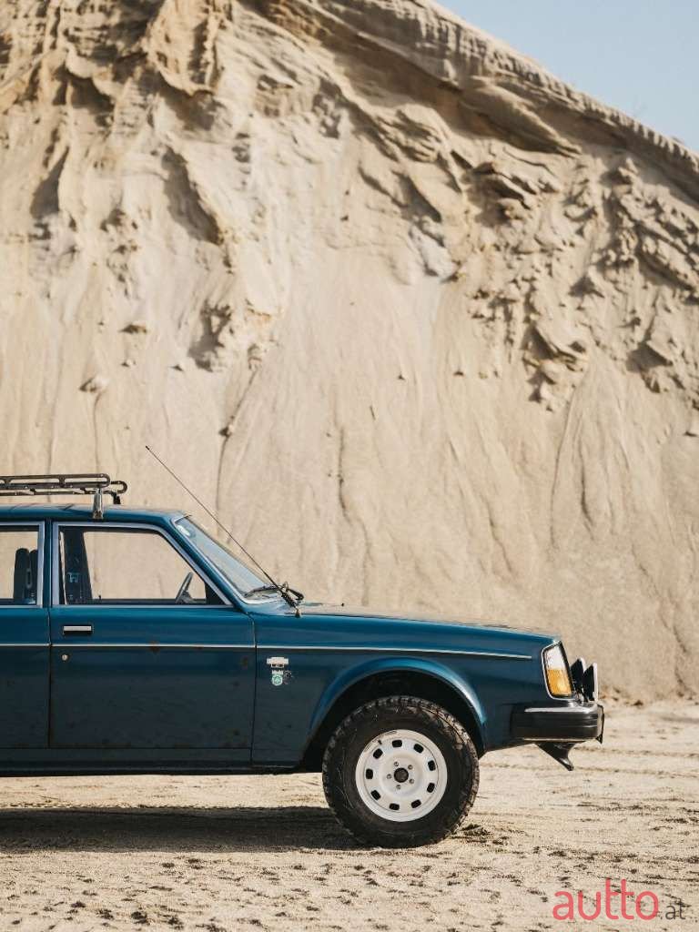 1975' Volvo Serie 200 photo #4