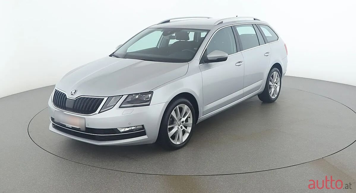 2019' Skoda Octavia photo #1