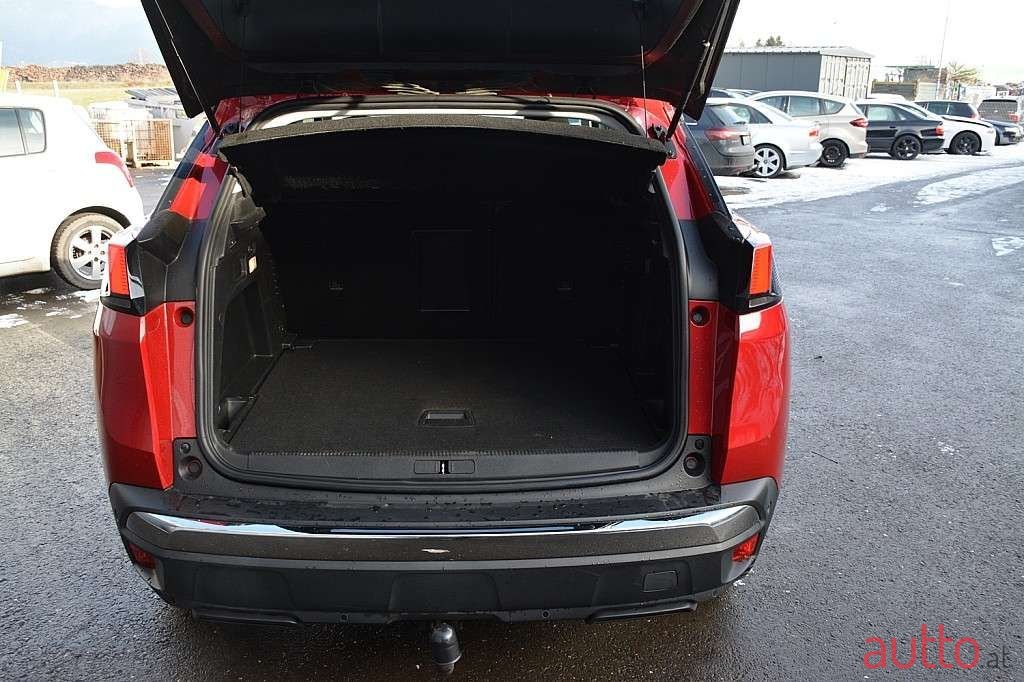 2018' Peugeot 3008 photo #6