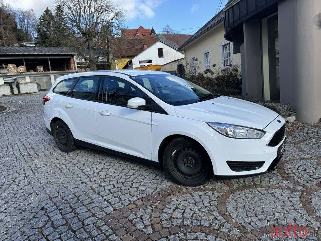 2018' Ford Focus photo #4