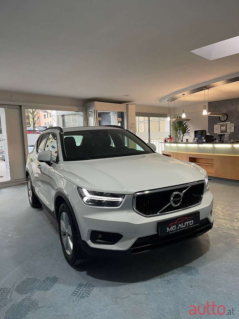 2018' Volvo Xc40 photo #5