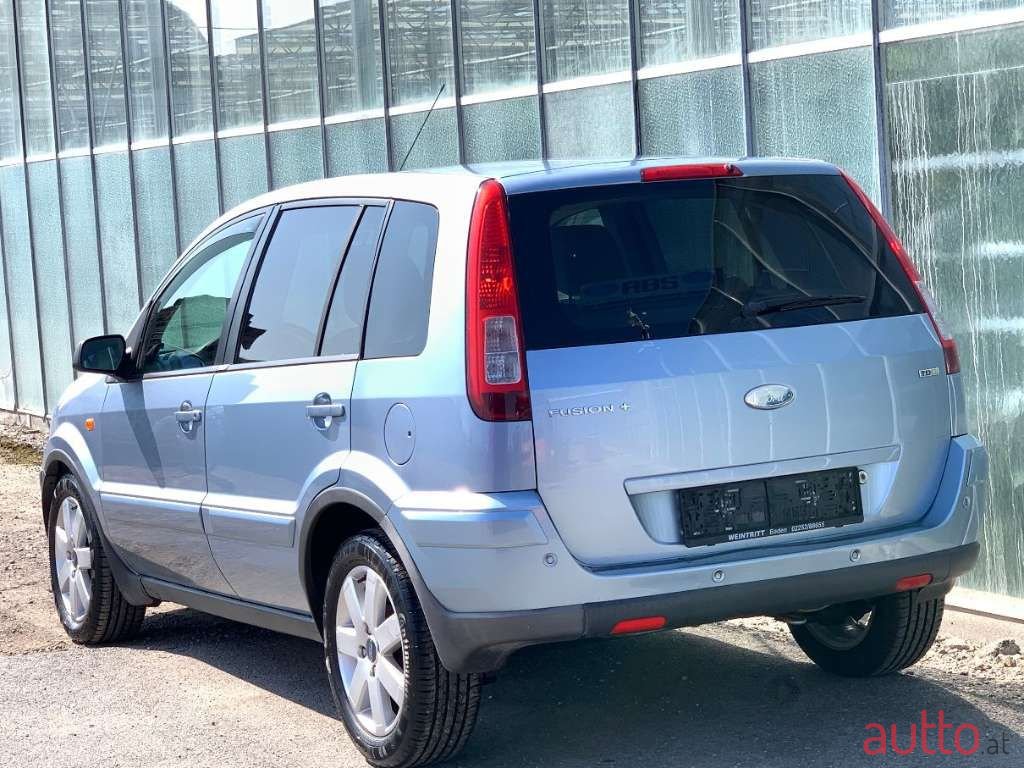 2008' Ford Fusion photo #2