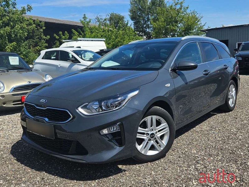 2020' Kia Ceed photo #1