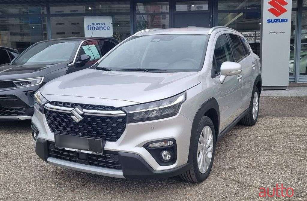 2023' Suzuki S-Cross photo #1