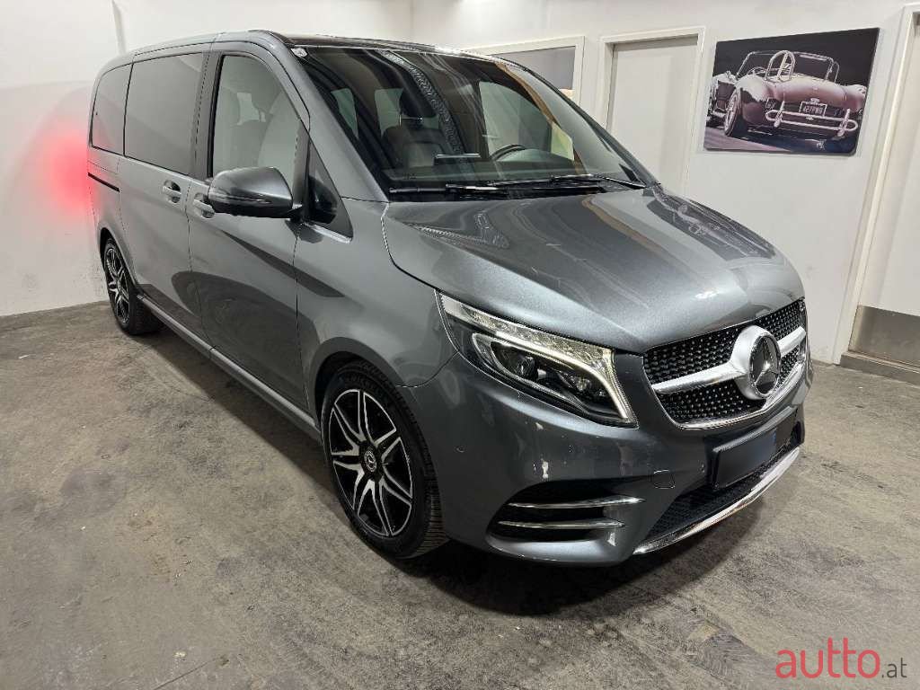 2020' Mercedes-Benz V-Klasse photo #3