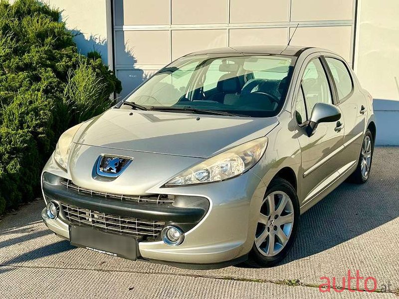 2008' Peugeot 207 photo #2