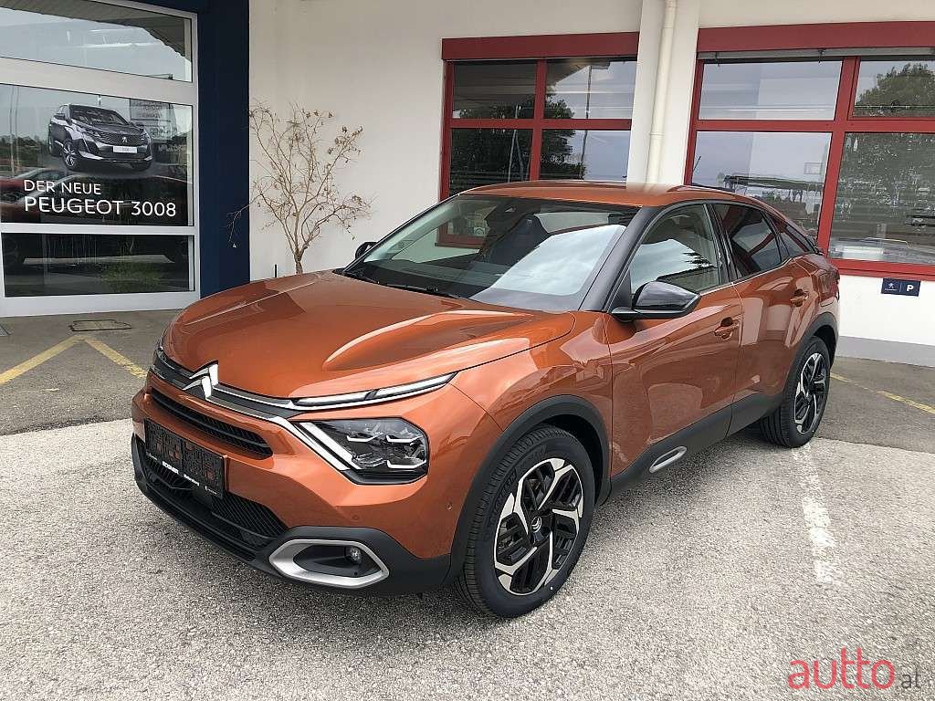 2022' Citroen C4 photo #1