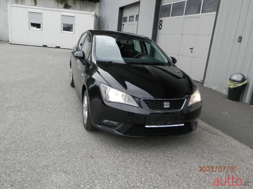 2012' SEAT Ibiza photo #3