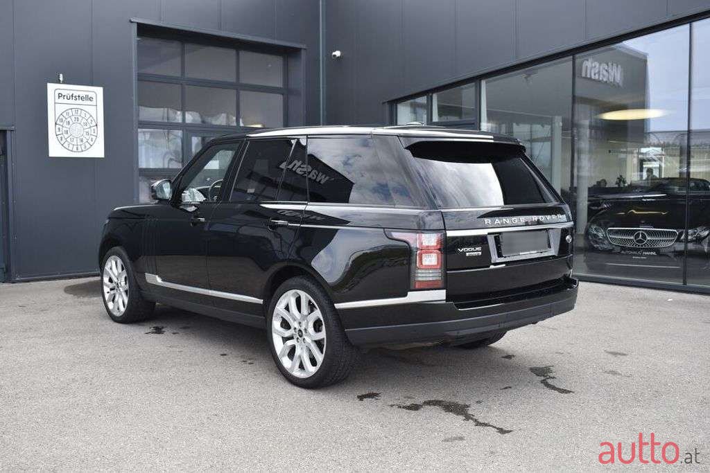 2013' Land Rover Range Rover photo #3