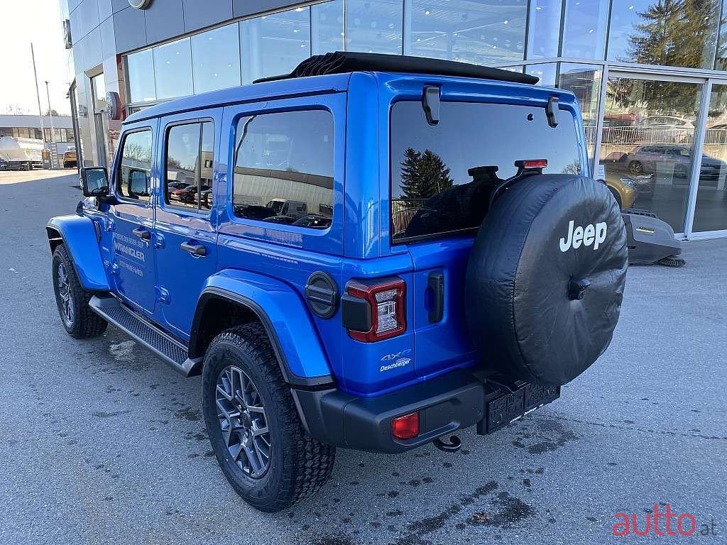 2022' Jeep Wrangler photo #6