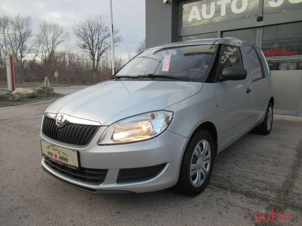 2015' Skoda Praktik photo #2