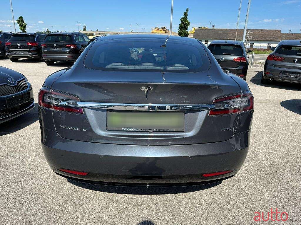 2019' Tesla Model S photo #3
