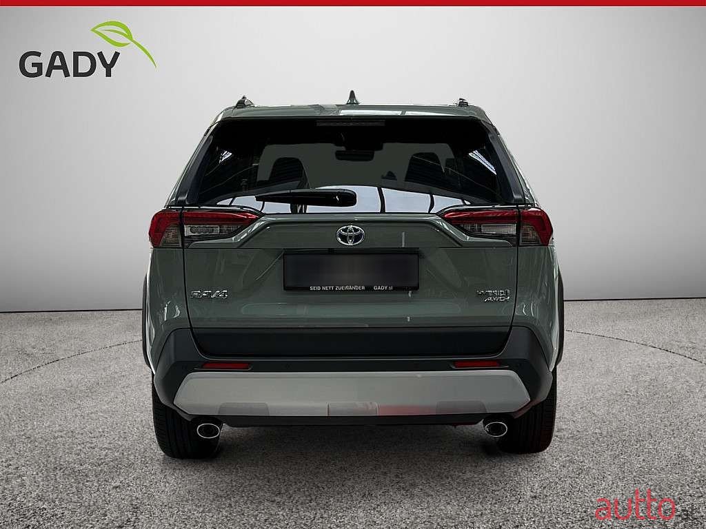 2023' Toyota RAV4 photo #4